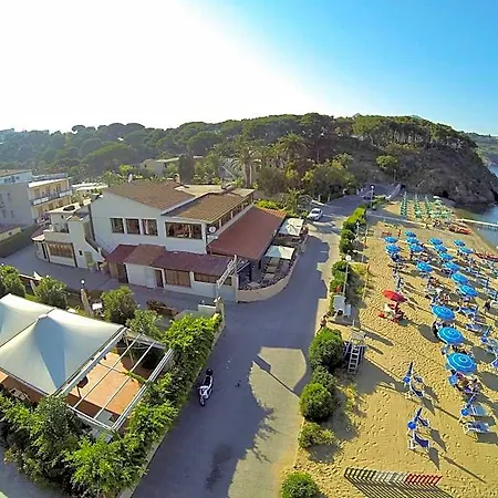 Hotell Frank's 3*